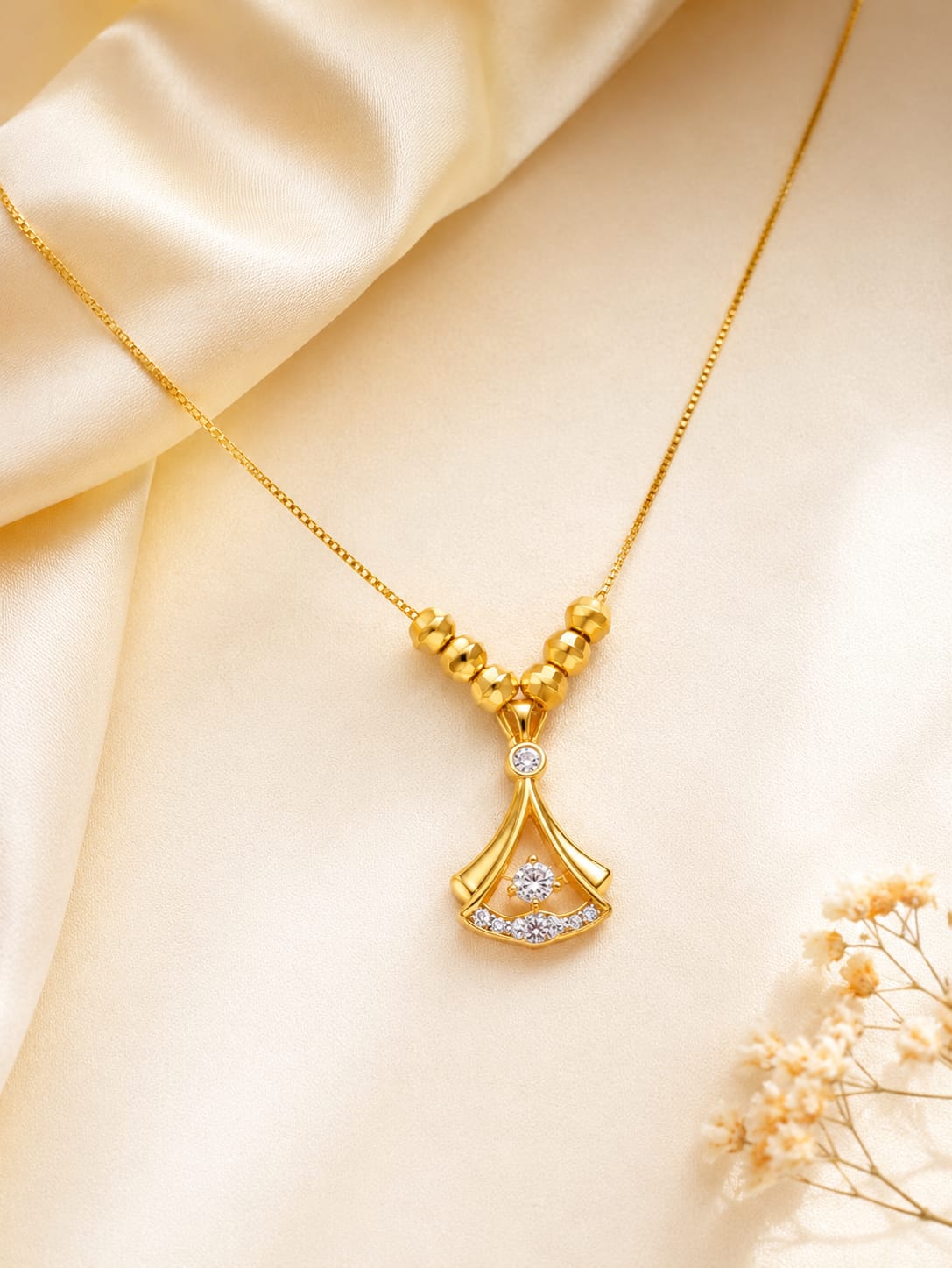24K Gold Plated Fan Necklace